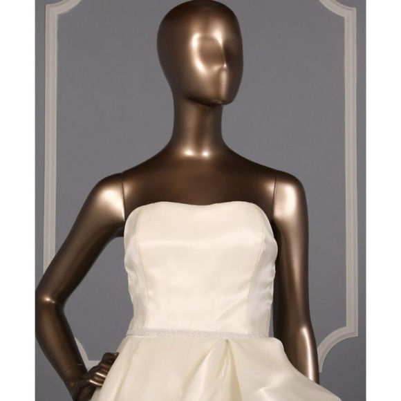 ISABELLE ARMSTRONG Jordyn Strapless Ballgown Wedding Dress Bridal Gown - Picture 2 of 12